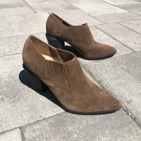 SPLENDID Bootie Shootie Boot Shoe Womens 7 Hertha Black Suede Slip On Block Heel - Picture 1 of 7